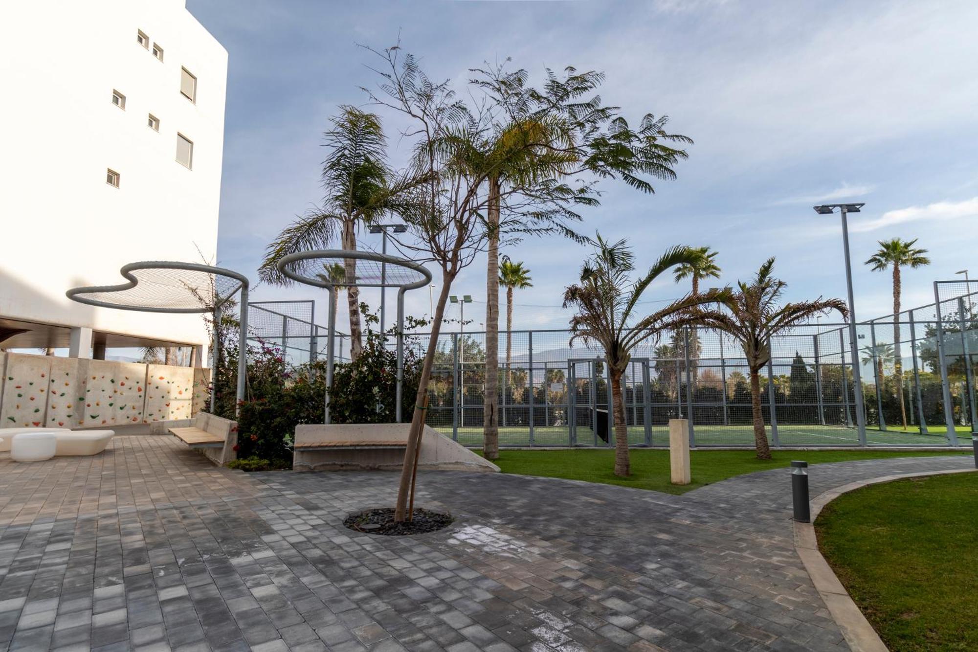 Rentitspain Apartamento Serena Terraza Con Vista A Golf Motril Exterior foto